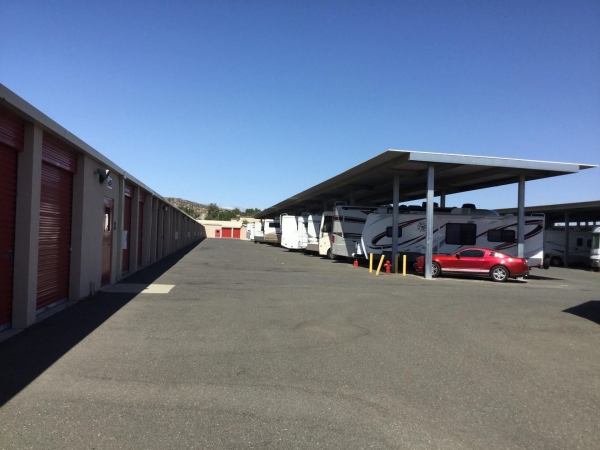 Facility photo: //images.sparefoot.com/medium/22989969942f4a365a5.jpg