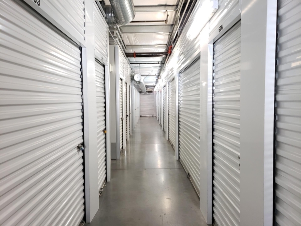 Facility photo: //images.sparefoot.com/medium/22990069942f6d50da7.jpg