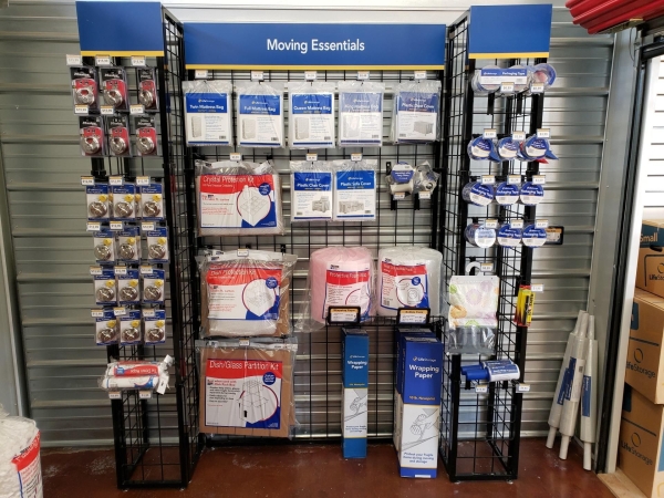 Facility photo: //images.sparefoot.com/medium/22990069942f6fa5d20.jpg