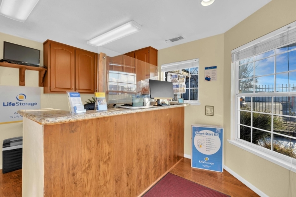 Facility photo: //images.sparefoot.com/medium/22991169942f61e5a47.jpg