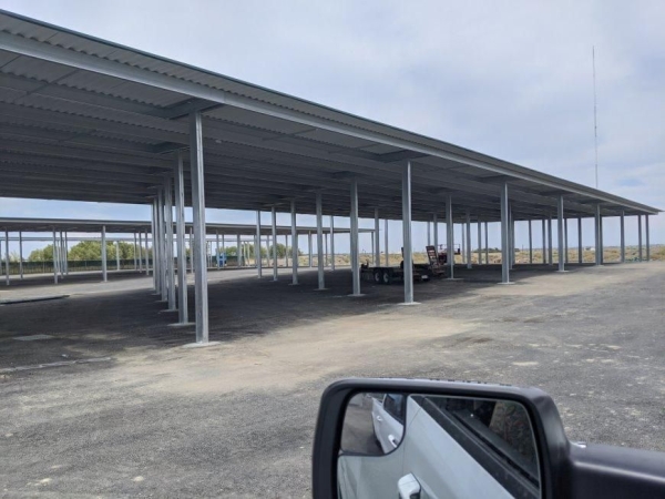 Facility photo: //images.sparefoot.com/medium/22991269942f5ee001b.jpg