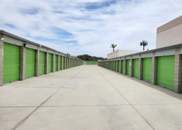 Facility photo: //images.sparefoot.com/medium/22991369942f82830fb.jpg