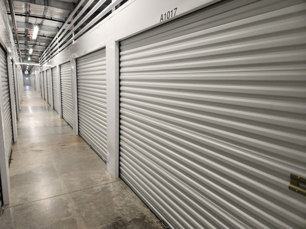 Facility photo: //images.sparefoot.com/medium/22991569fb111edcf45.jpg