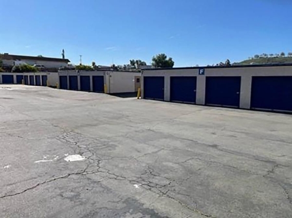 Facility photo: //images.sparefoot.com/medium/22993069942f9c89e78.jpg