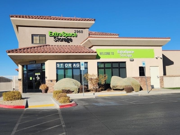 Storage Units at Extra Space Storage - 3818 - Henderson - Bicentennial Pkwy - 2960 Bicentennial Parkway