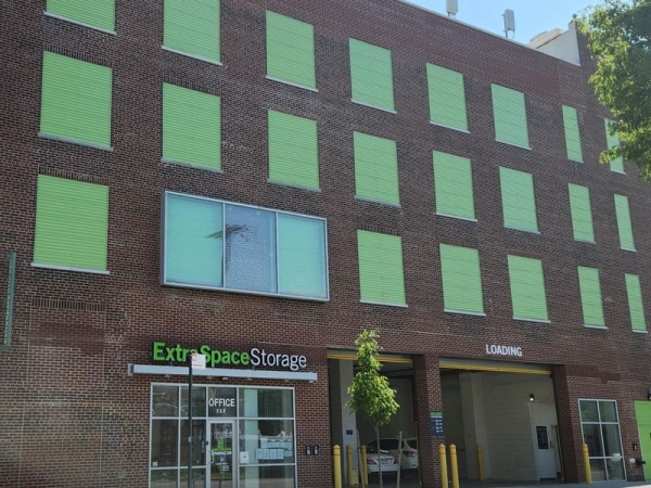 Storage Units at Extra Space Storage - 3857 - Brooklyn - Newport St - 252 Newport Street