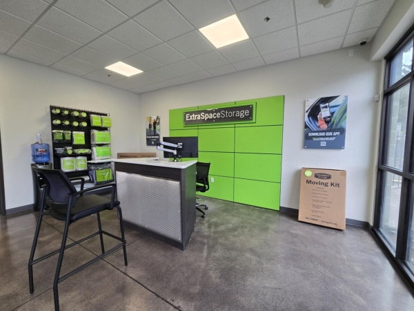 Facility photo: //images.sparefoot.com/medium/2299666a2952793b331.jpg
