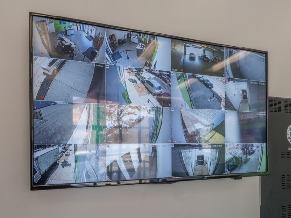 Storage Units at Extra Space Storage - 4121 - Bronx - Park Ave - 3362 Park Avenue