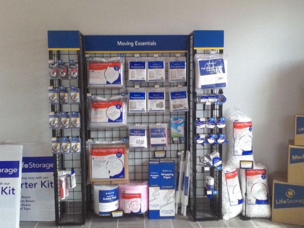 Storage Units at Extra Space Storage - 4187 - Brooklyn - Sackman St - 163 Sackman Street