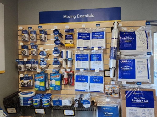 Storage Units at Extra Space Storage - 4193 - Bronx - 2036 Webster Ave - 2036 Webster Avenue