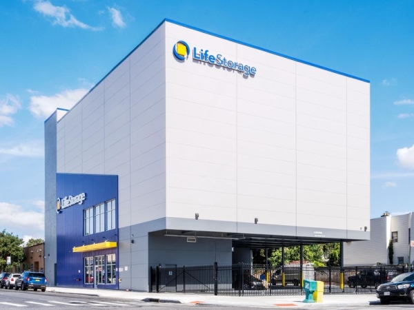 Storage Units at Extra Space Storage - 4194 - Brooklyn - Coney Island Ave - 1249 Coney Island Avenue