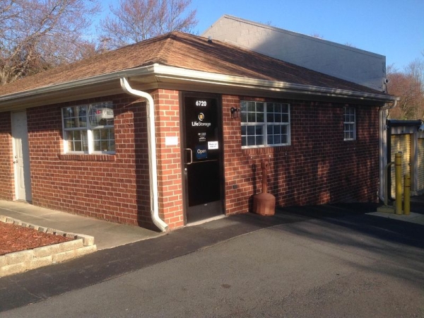 Storage Units at Extra Space Storage - 3085 - Charlotte - W T Harris Blvd - 6720 East W.T. Harris Boulevard