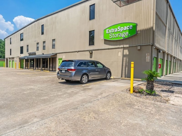 Storage Units at Extra Space Storage - 3188 - Conroe - 1488 - FM 1488