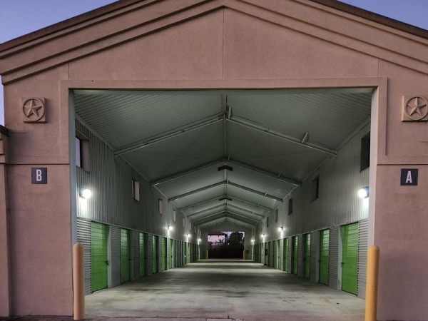 Storage Units at Extra Space Storage - 3212 - Houston - 13033 Jones Rd - 13033 Jones Road