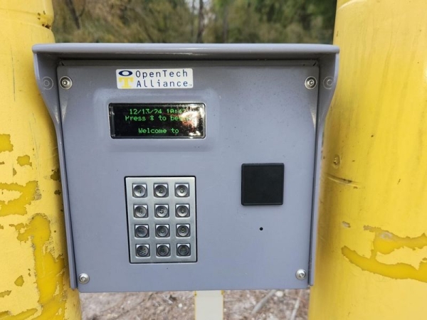 Storage Units at Extra Space Storage - 3212 - Houston - 13033 Jones Rd - 13033 Jones Road