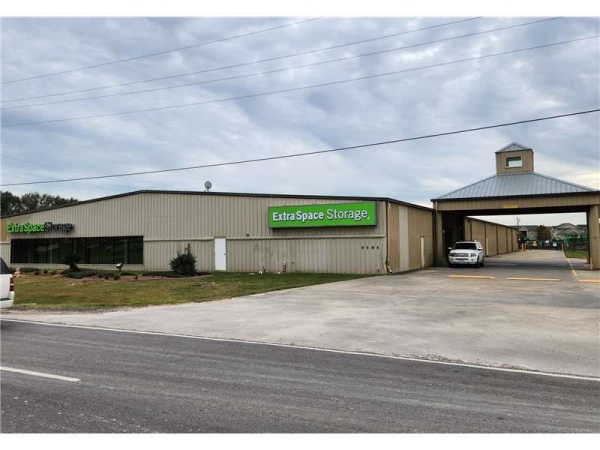 Facility photo: //images.sparefoot.com/medium/2302366729326c5d6f0.jpg