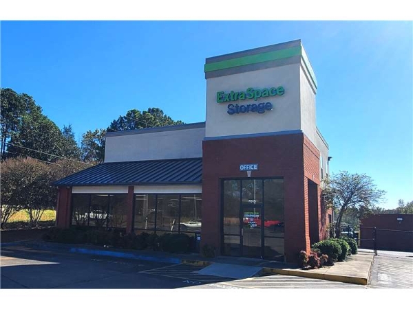 Storage Units at Extra Space Storage - 3258 - Huntsville - Highway 72 - 7015 Highway 72 West