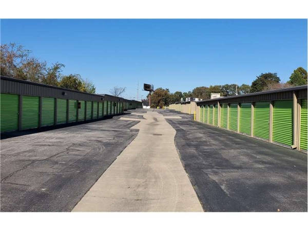 Storage Units at Extra Space Storage - 3258 - Huntsville - Highway 72 - 7015 Highway 72 West