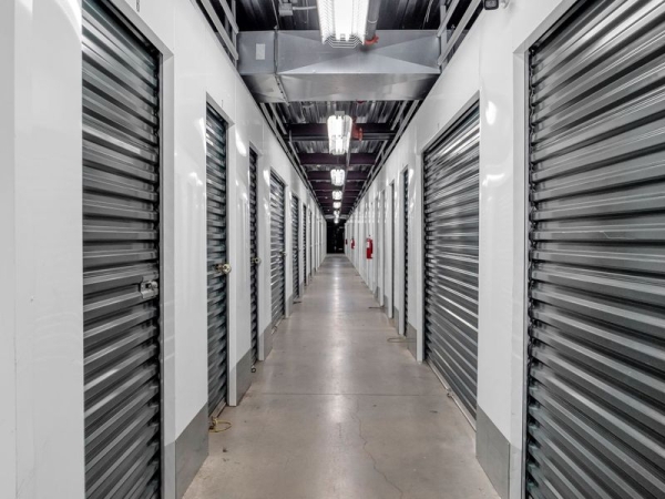 Facility photo: //images.sparefoot.com/medium/2302986904ebf058509.jpg