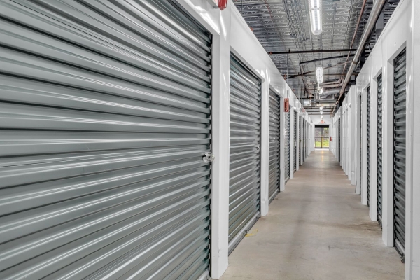 Facility photo: //images.sparefoot.com/medium/23032169942f475a368.jpg