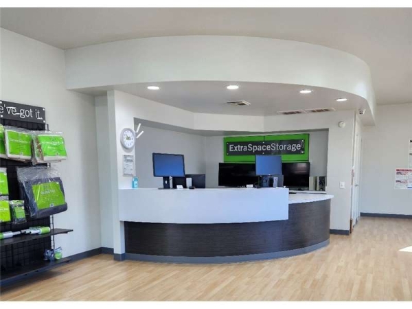 Storage Units at Extra Space Storage - 3379 - Houston - Gessner Rd - 2870 Gessner Road