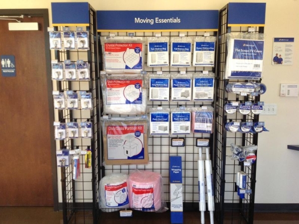 Storage Units at Extra Space Storage - 3406 - Phoenix - 48th St - 900 North 48th Street