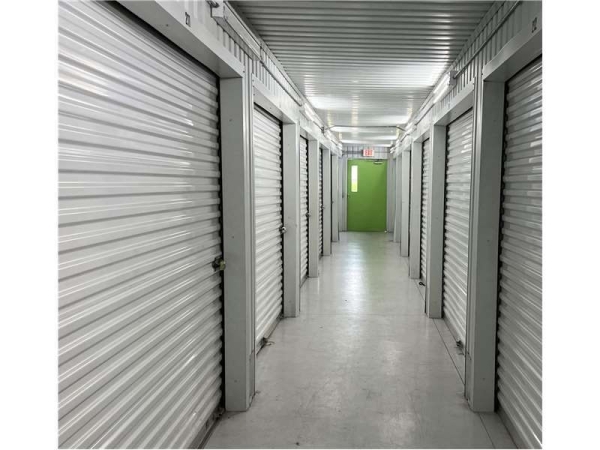 Storage Units at Extra Space Storage - 3476 - Houston - Westpark Dr. - 12455 Westpark Drive
