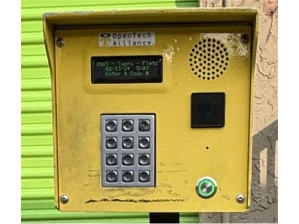 Storage Units at Extra Space Storage - 3565 - Tampa - Fletcher Ave - 815 East Fletcher Avenue