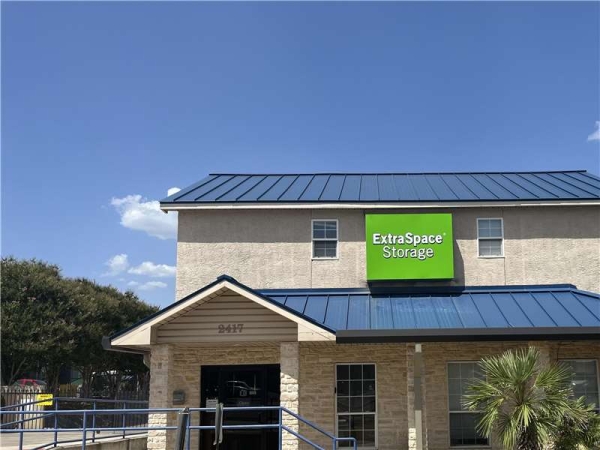 Storage Units at Extra Space Storage - 3570 - San Antonio - Jackson Keller Rd - 2417 Jackson Keller Road