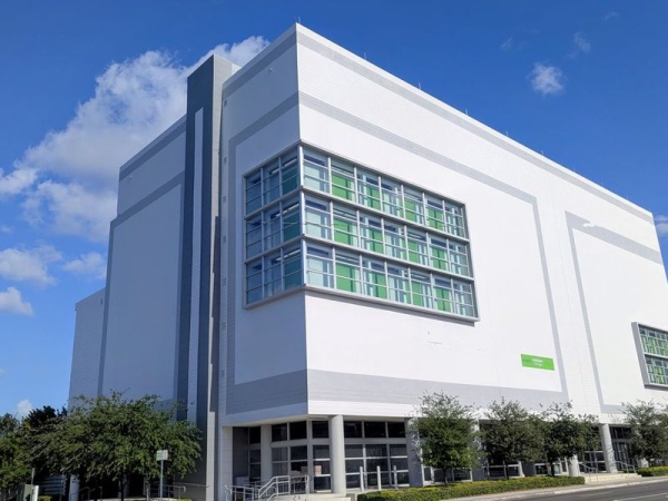 Storage Units at Extra Space Storage - 3673 - Miami - 37th Ave - 201 Northwest 37th Avenue