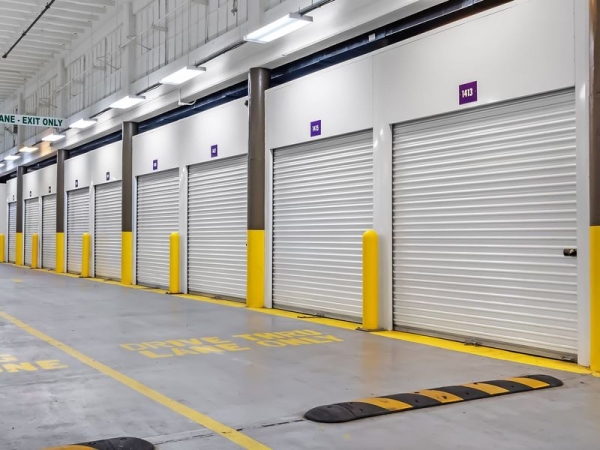 Facility photo: //images.sparefoot.com/medium/2305126904eec870590.jpg