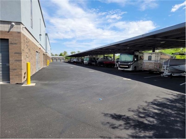 Storage Units at Extra Space Storage - 3750 - Gilbert - Higley Rd - 892 South Higley Road