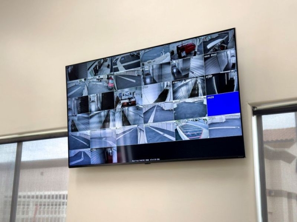 Storage Units at Extra Space Storage - 3814 - Peoria - Union Hills Dr - 8410 West Union Hills Drive