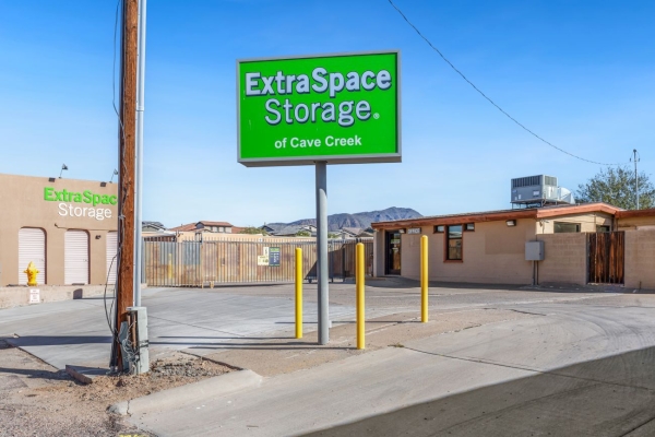 Facility photo: //images.sparefoot.com/medium/2305486994303b389c3.jpg