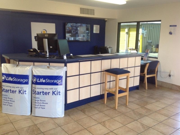 Storage Units at Extra Space Storage - 3850 - Phoenix - 3641 Camelback Rd - 3641 West Camelback Road