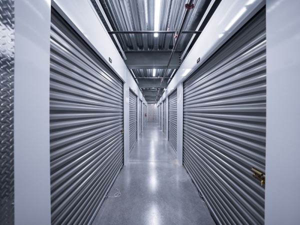 Facility photo: //images.sparefoot.com/medium/230633653961a8b17b6.jpg