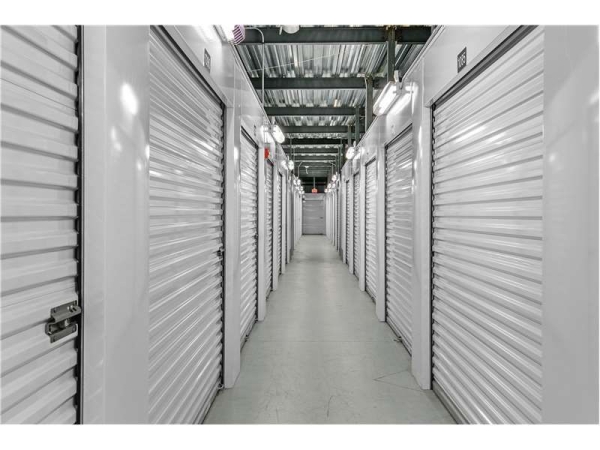Storage Units at Extra Space Storage - 4120 - Naples - Kramer Dr - 3697 Kramer Drive