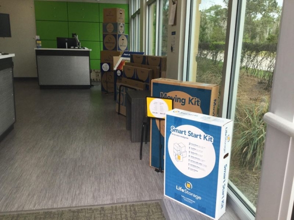 Storage Units at Extra Space Storage - 4136 - Naples - Useppa Way - 5304 Useppa Way