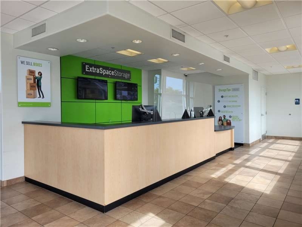 Facility photo: //images.sparefoot.com/medium/230740699432e79a7aa.jpg