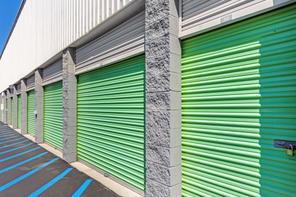 Facility photo: //images.sparefoot.com/medium/23075169943271c9696.jpg