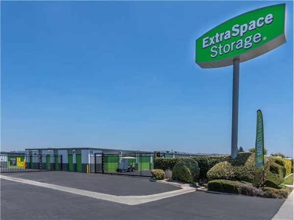 Facility photo: //images.sparefoot.com/medium/230766699432fa5ce6b.jpg