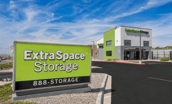 Storage Units at Extra Space Storage - 0703 - Albuquerque - 9831 Montgomery Blvd NE - 9831 Montgomery Boulevard Northeast