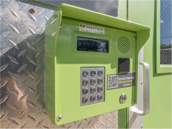 Facility photo: //images.sparefoot.com/medium/2309056994334dd5cff.jpg