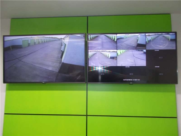 Storage Units at Extra Space Storage - 0822 - Phoenix - N 32nd St - 10815 North 32nd Street