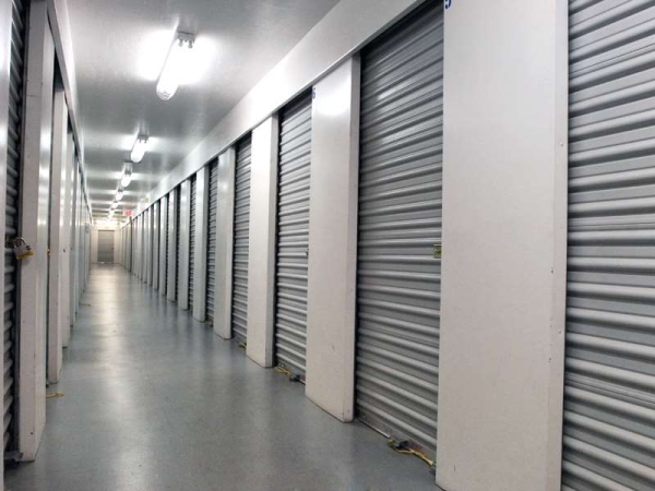 Storage Units at Extra Space Storage - 0822 - Phoenix - N 32nd St - 10815 North 32nd Street