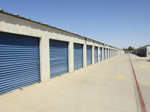 Storage Units at Extra Space Storage - 0822 - Phoenix - N 32nd St - 10815 North 32nd Street