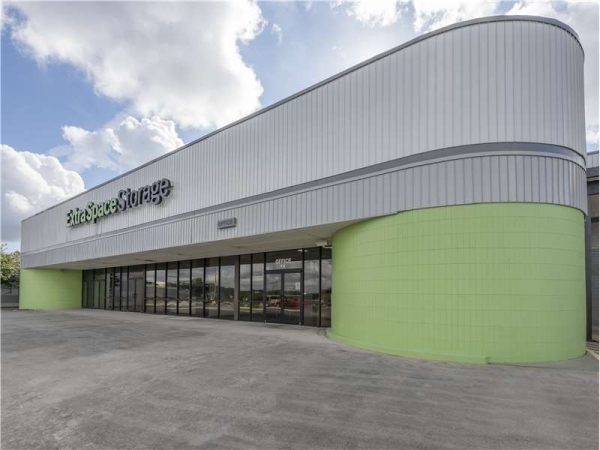 Storage Units at Extra Space Storage - 8174 - Columbia - Decker Blvd - 2470 Decker Boulevard