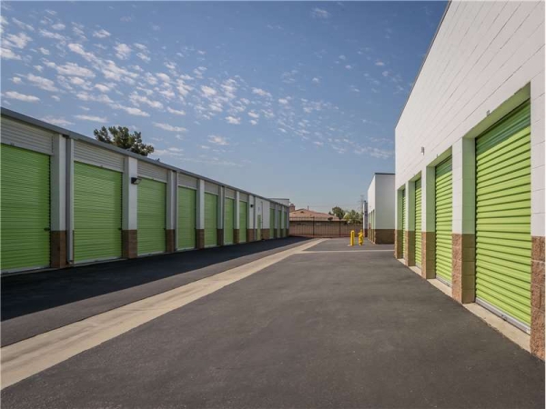 Storage Units at Extra Space Storage - 1477 - Fontana - Baseline Ave - 13475 Baseline Avenue