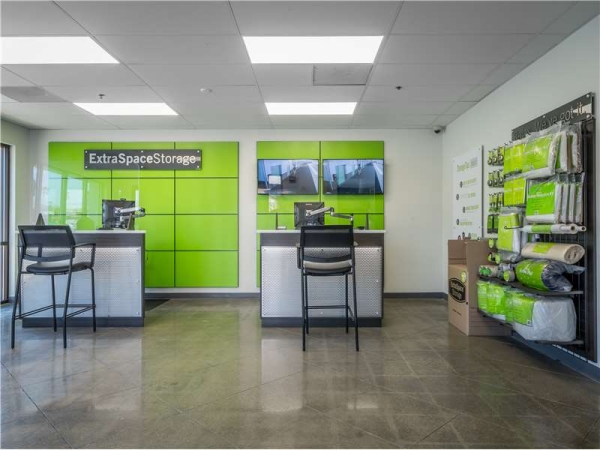 Storage Units at Extra Space Storage - 1477 - Fontana - Baseline Ave - 13475 Baseline Avenue