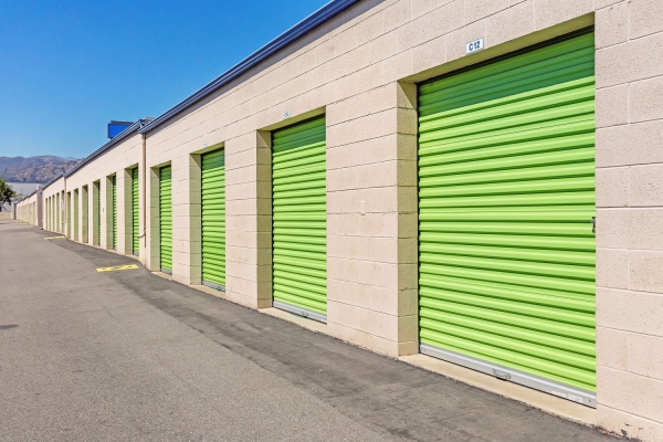 Facility photo: //images.sparefoot.com/medium/230972699433bee2648.jpg